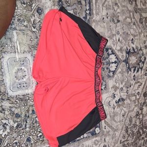 Women’s new armour shorts with pockets!